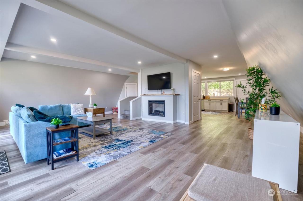 Newly Remodeled 2Bd Room A Frame Cottage Point Roberts Exterior photo