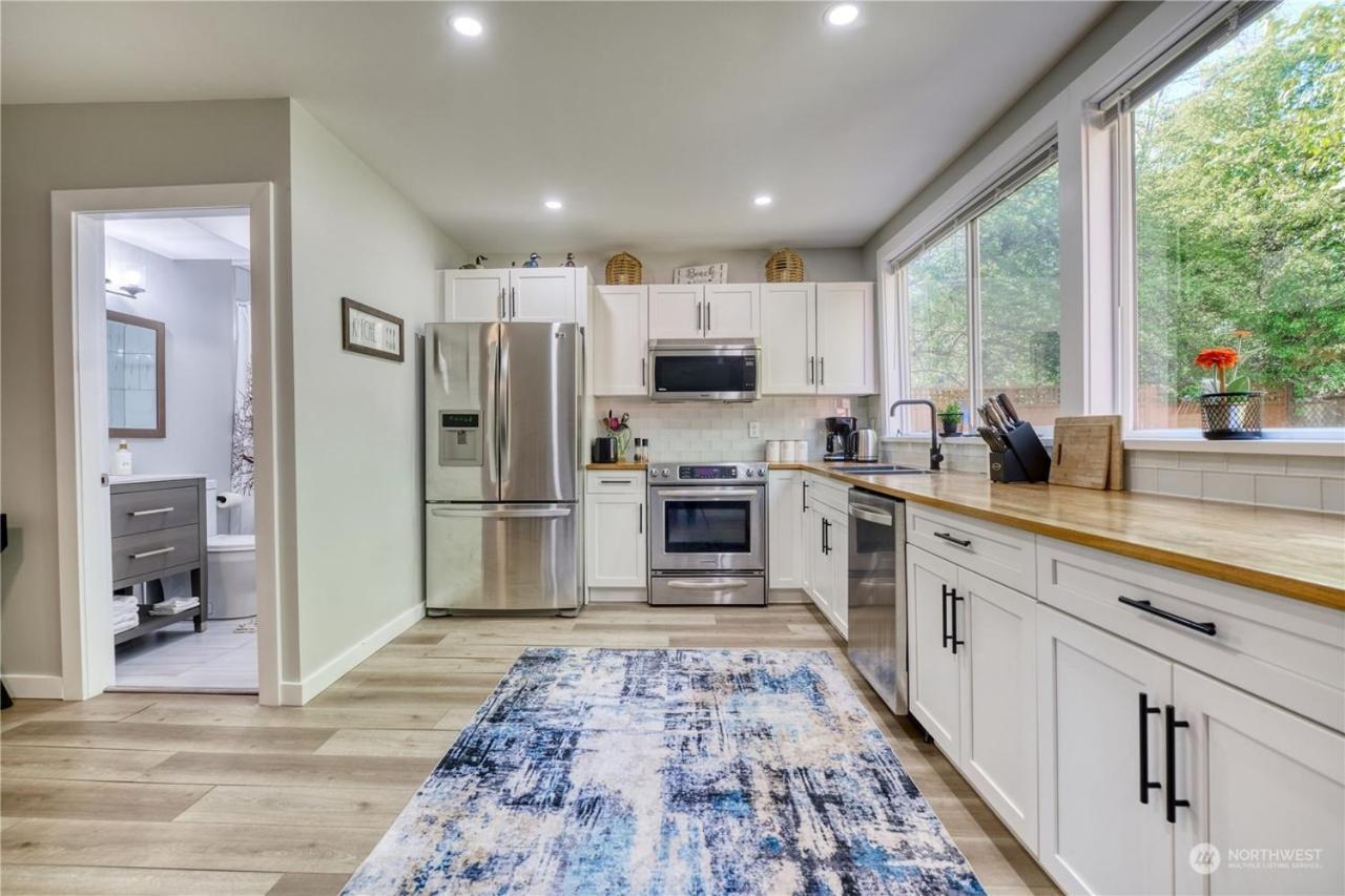 Newly Remodeled 2Bd Room A Frame Cottage Point Roberts Exterior photo